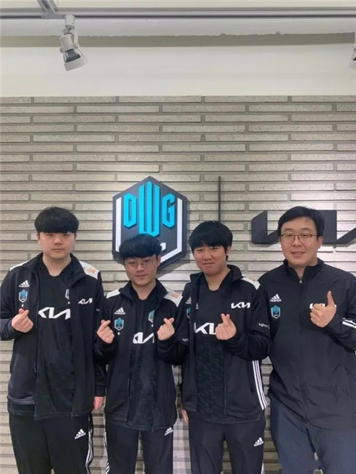 不容忽视 不容忽视