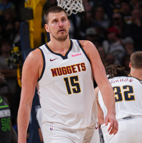 博努奇不慎 博努奇不慎