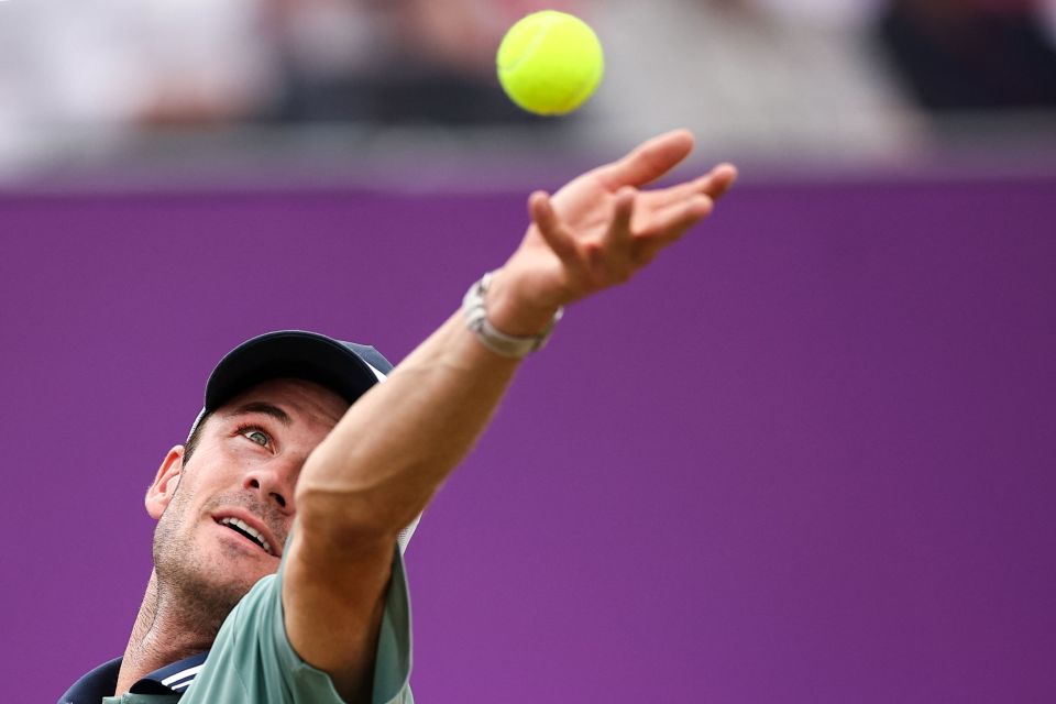 冷静地将球 冷静地将球