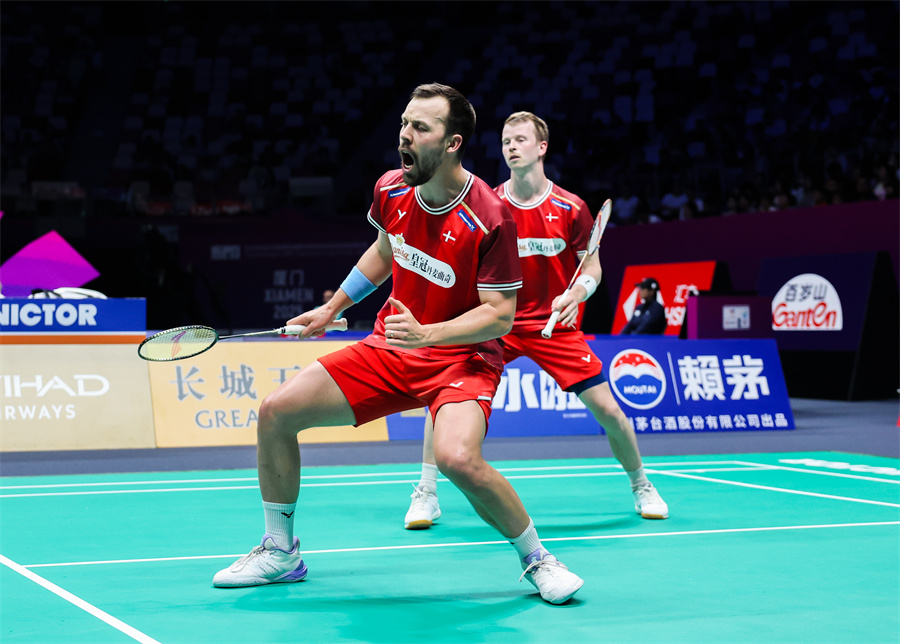 与此同时 与此同时